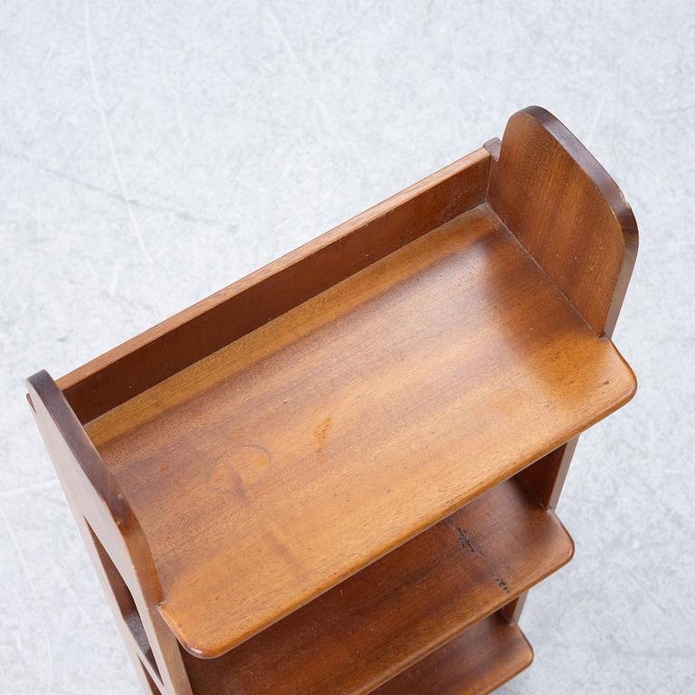 Josef Frank, Wall shelf, model B 2085, Svenskt Tenn.