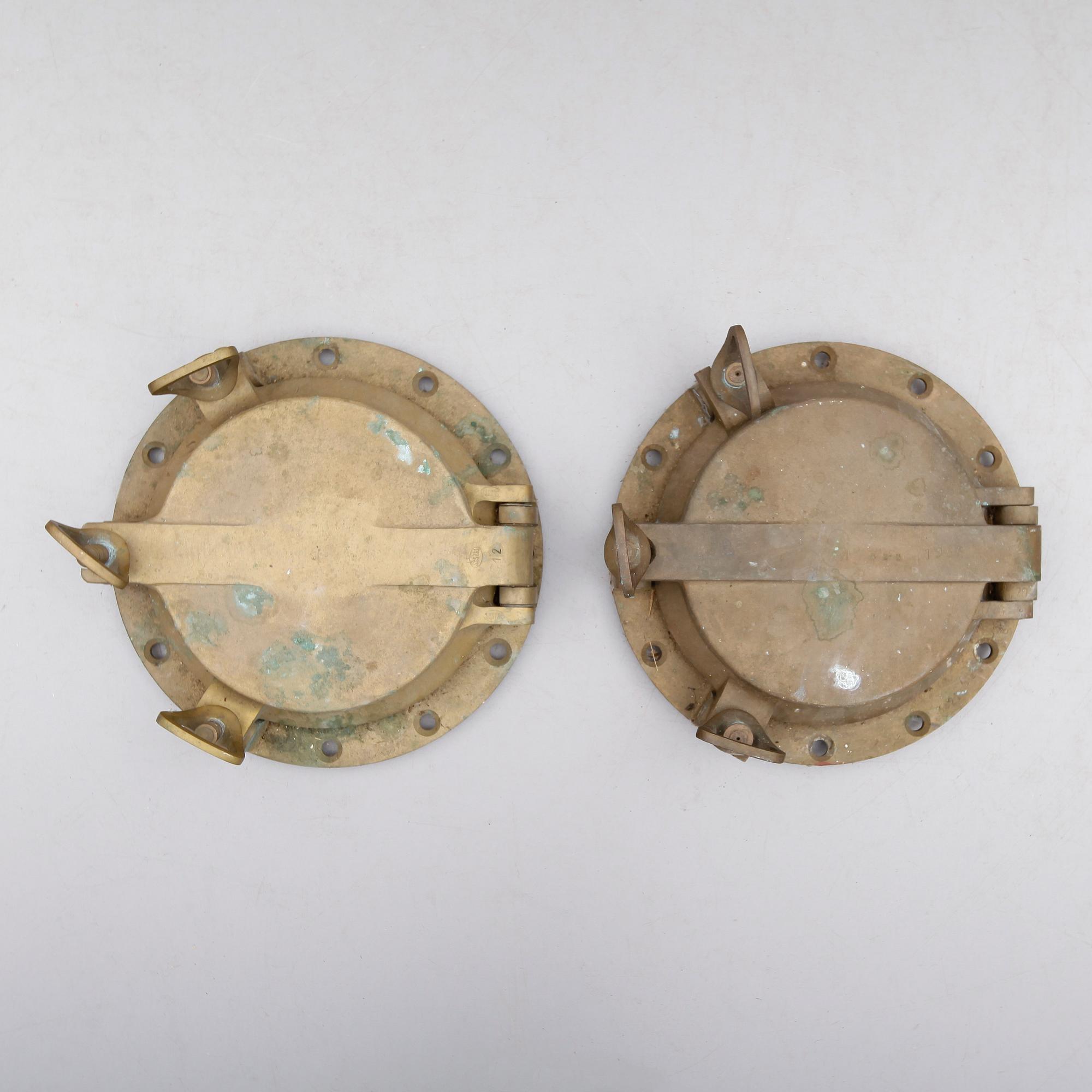 SKEPPSVENTILER, 2 st, mässing, tidigt 1900-tal.