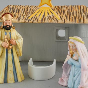 JULKRUBBA, 16 delar, biskviporslin, efter Jenny Nyström, utgiven av Kalmar Läns Museum.