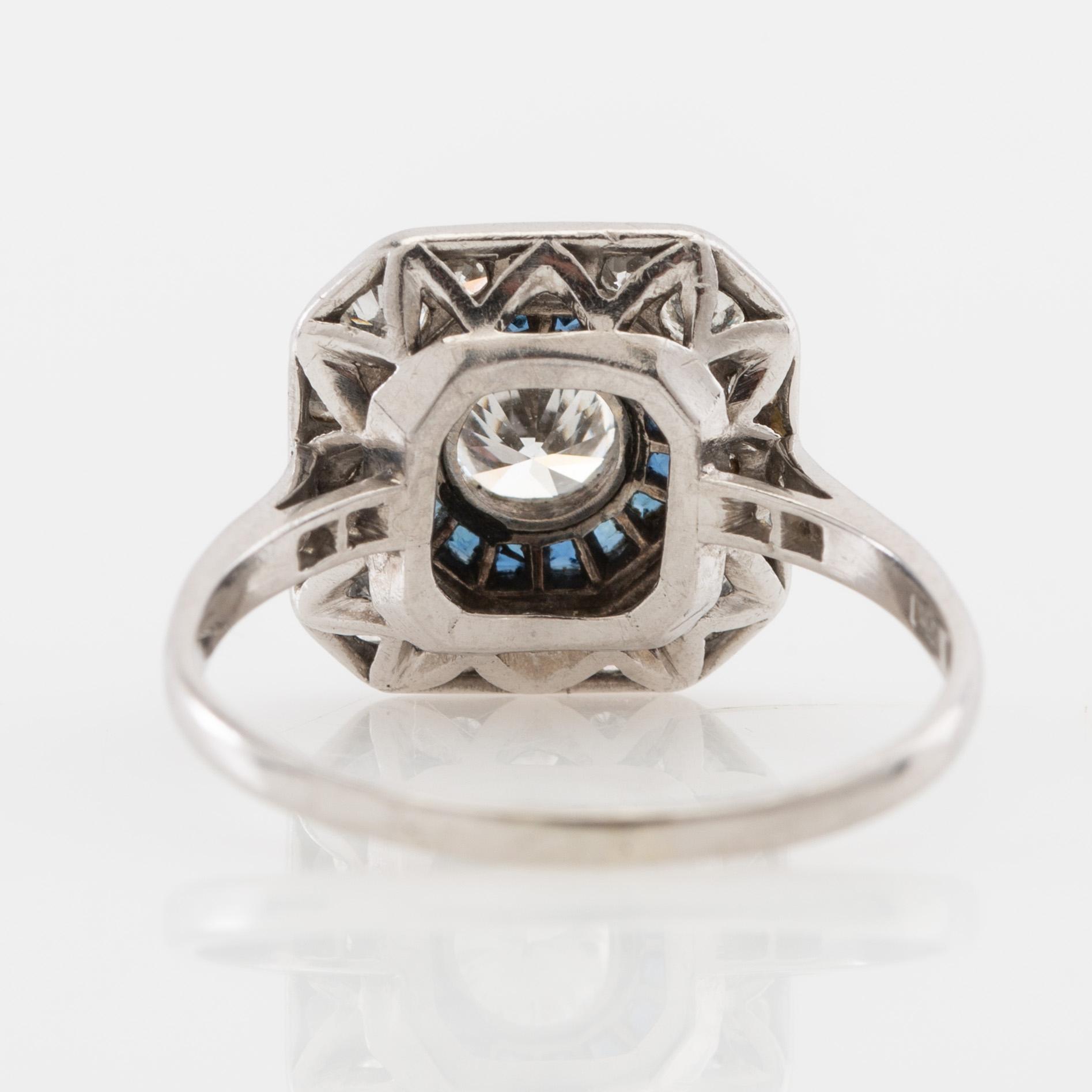 Ring of platinum with diamonds and faceted sapphires, Art Deco, K Anderson Stockholm 1938.