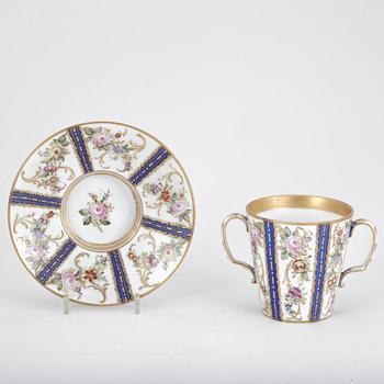 TREMBLEUSE, porslin, Sèvres, Frankrike, 1800-talets slut.