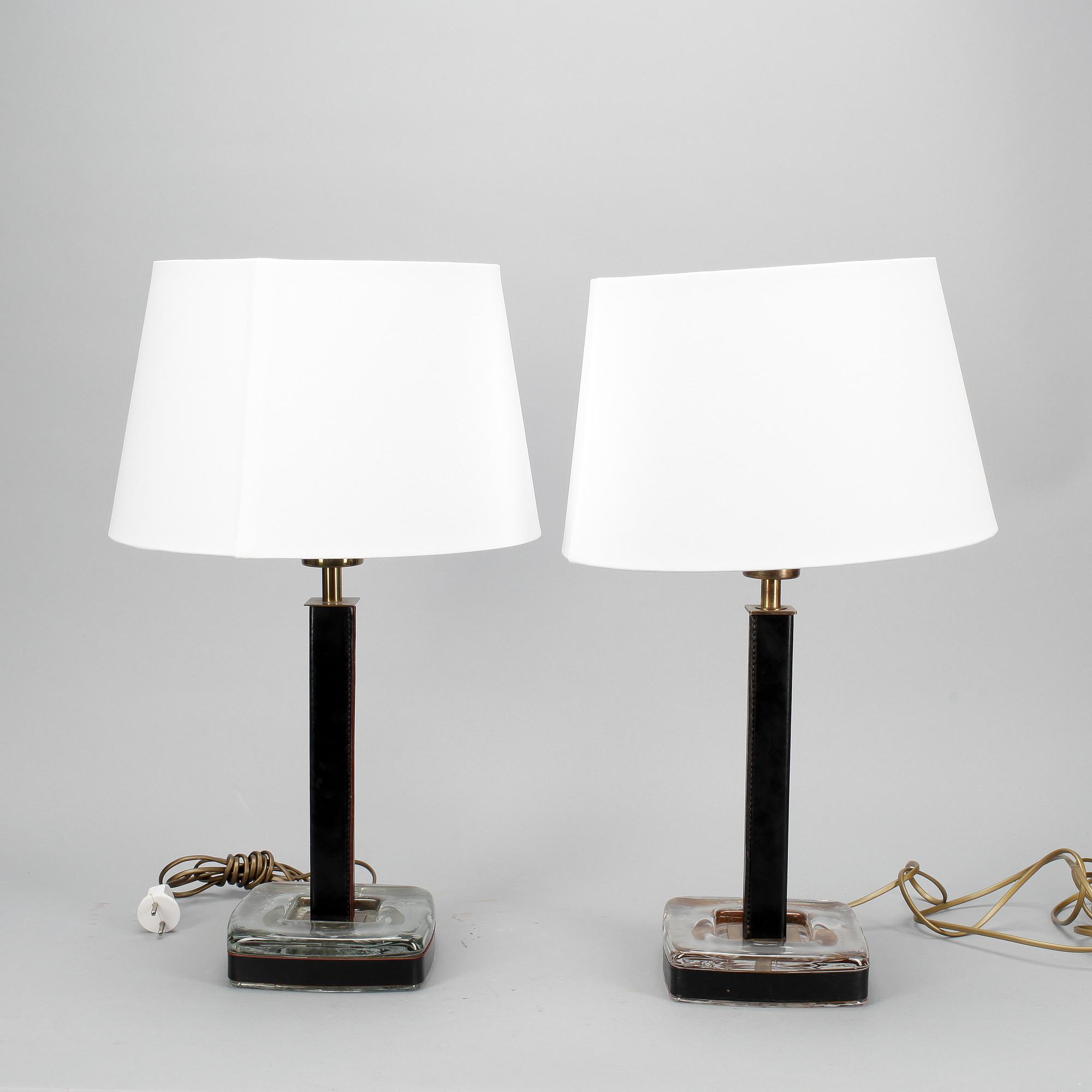 BORDSLAMPOR, ett par, Böhlmarks, 1900-talets andra hälft.