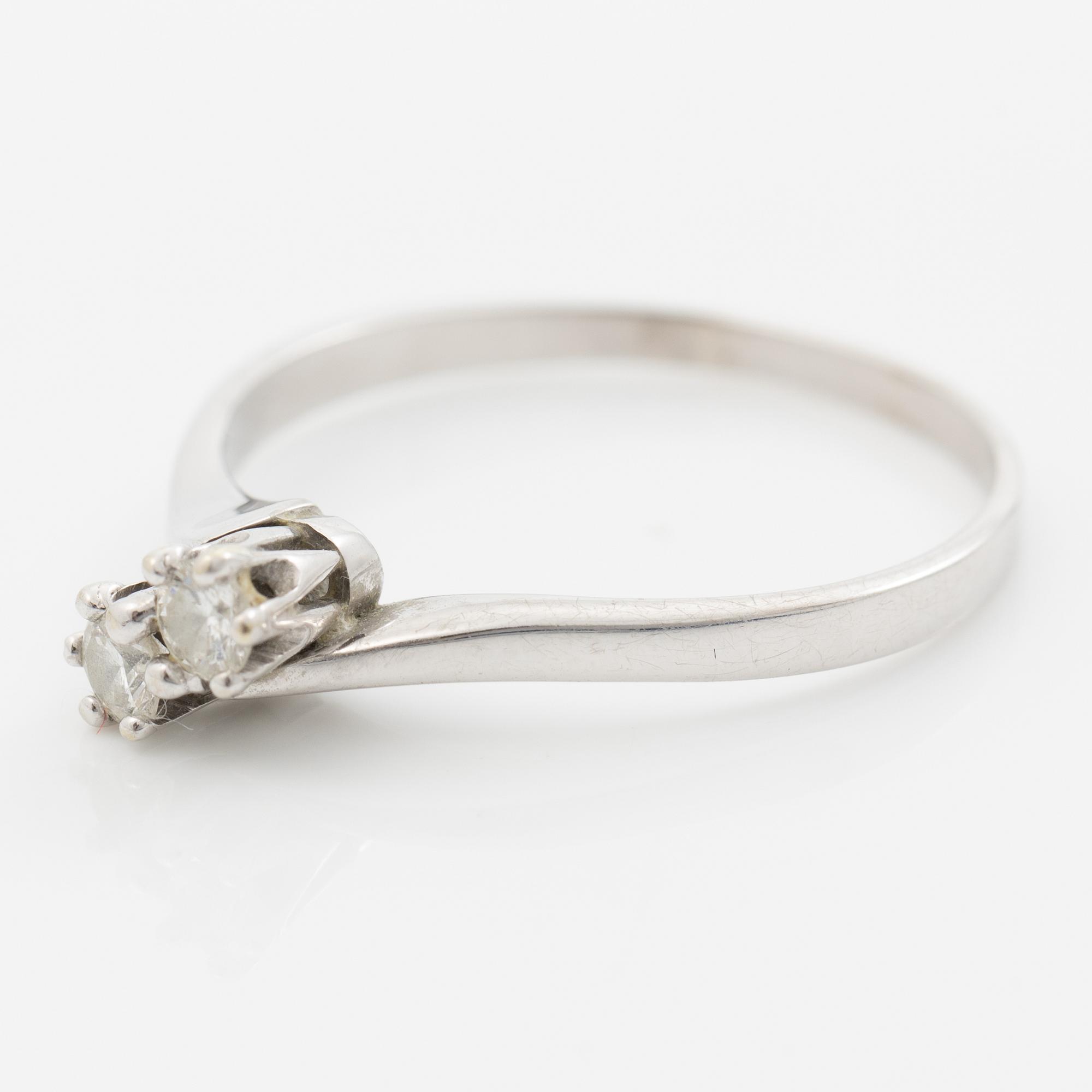 Ring, syskonring, 18K vitguld med briljantslipade diamanter.