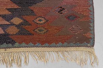 Barbro Nilsson, a carpet, "Tånga brun original", tapestry weave, ca 140,5 x 89,5 cm, signed AB MMF BN.