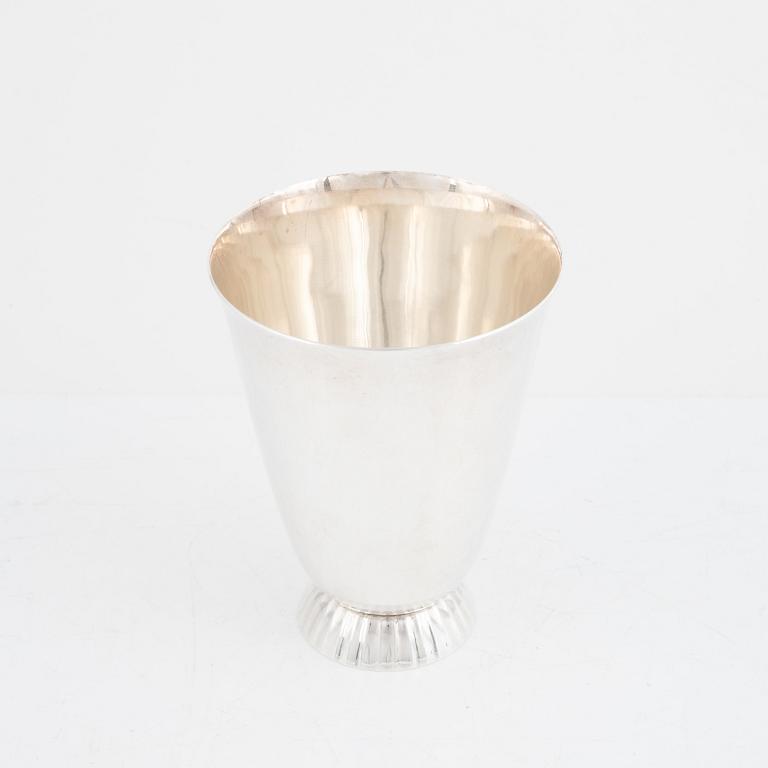 Sigvard Bernadotte, bowl, silver, no. 823, Georg Jensen & Wendel, Denmark 1945-51.