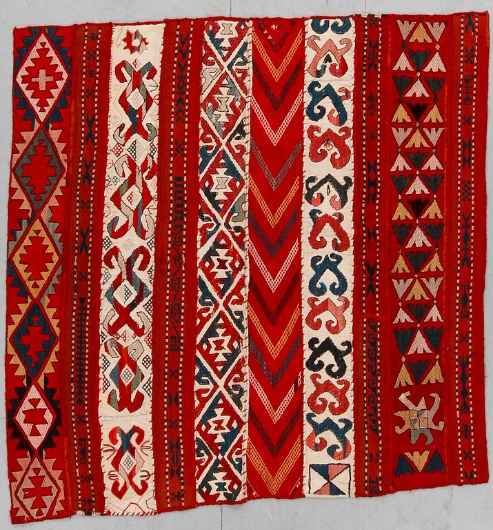 VÄVNAD. Semiantik/antik, Orientalisk, slätvävd, ca 132x132.
