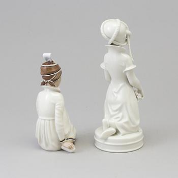 Two Arno Malinowski porcelain figurines, for Royal Copenhagen, Denmark, 1940s.