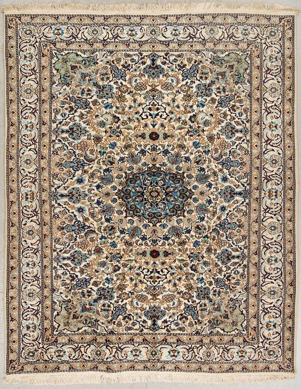 MATTA, old, Nain, part silk, ca 242 X 194 cm.