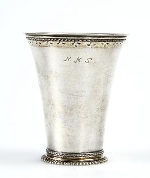 BÄGARE, Hans Petter Wolrath, Arboga, 1700-tal. Vikt ca 95 gr.