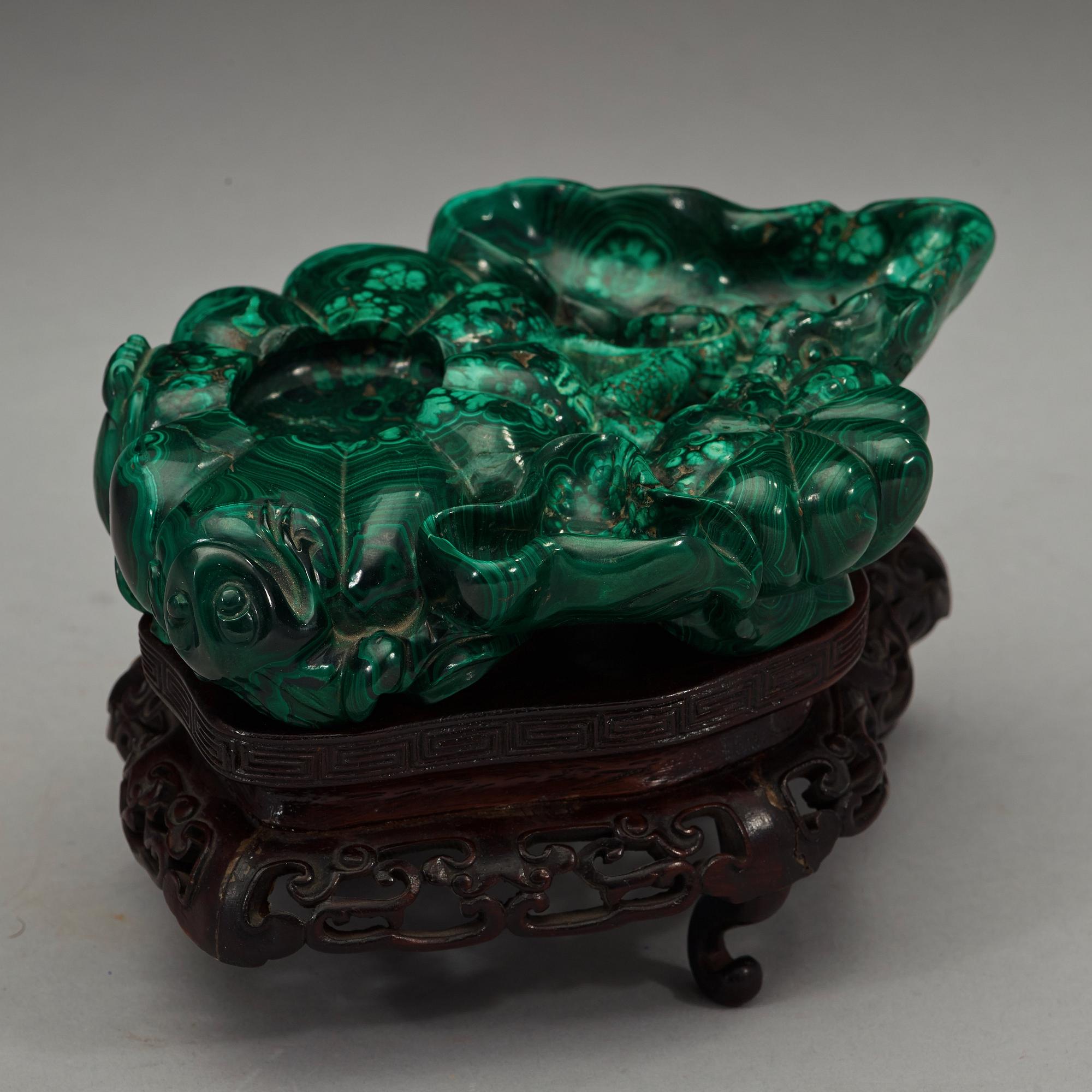 PENSELBAD, malakit. Qingdynasty (1664-1912).