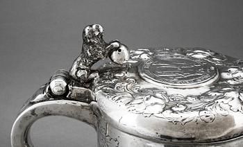 DRYCKESKANNA, silver, barock, Johannes Johannesen Reimers, Bergen, verksam 1667-1722. Vikt ca 1094g.