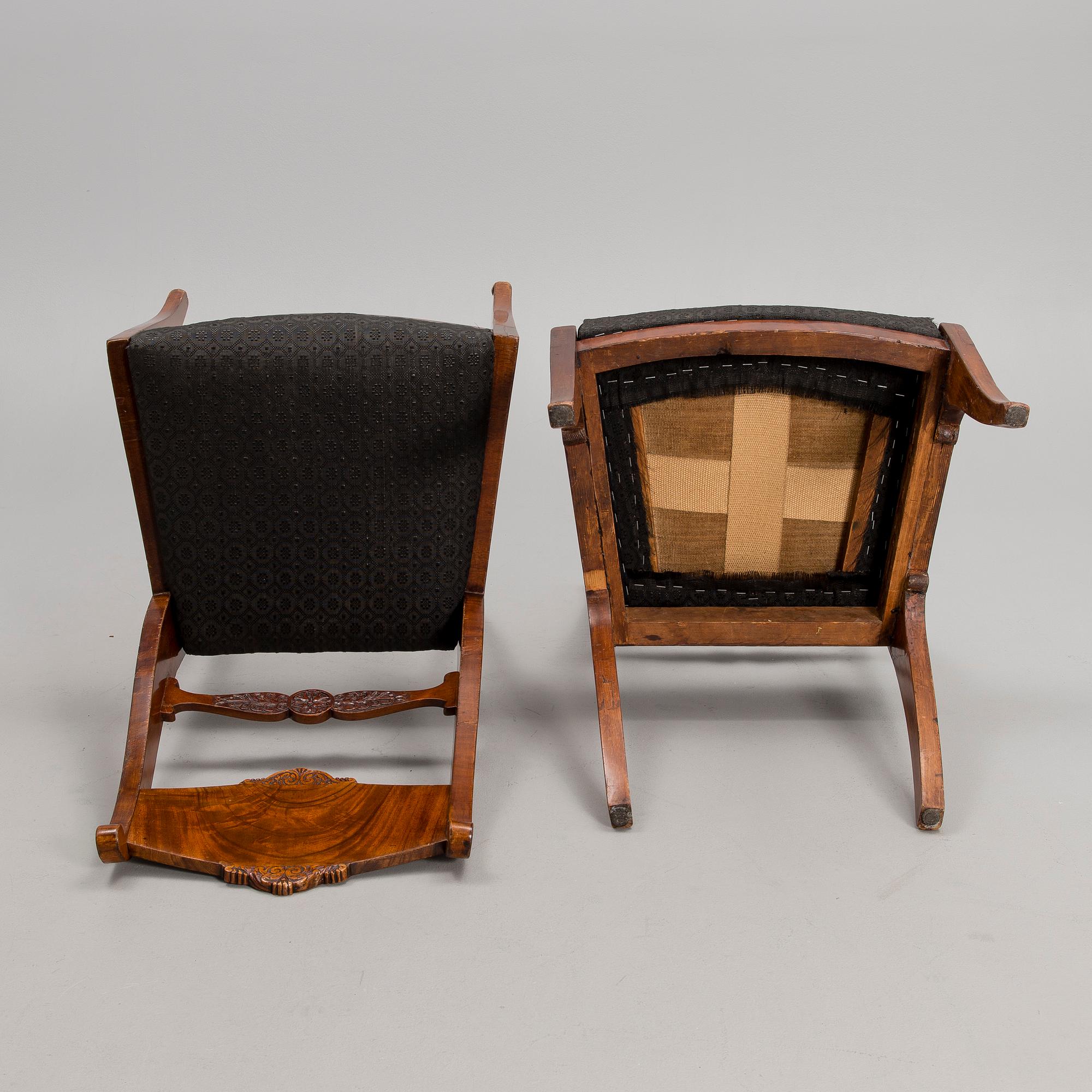 EIGHT RUSSIAN CHAIRS, early 19th century.