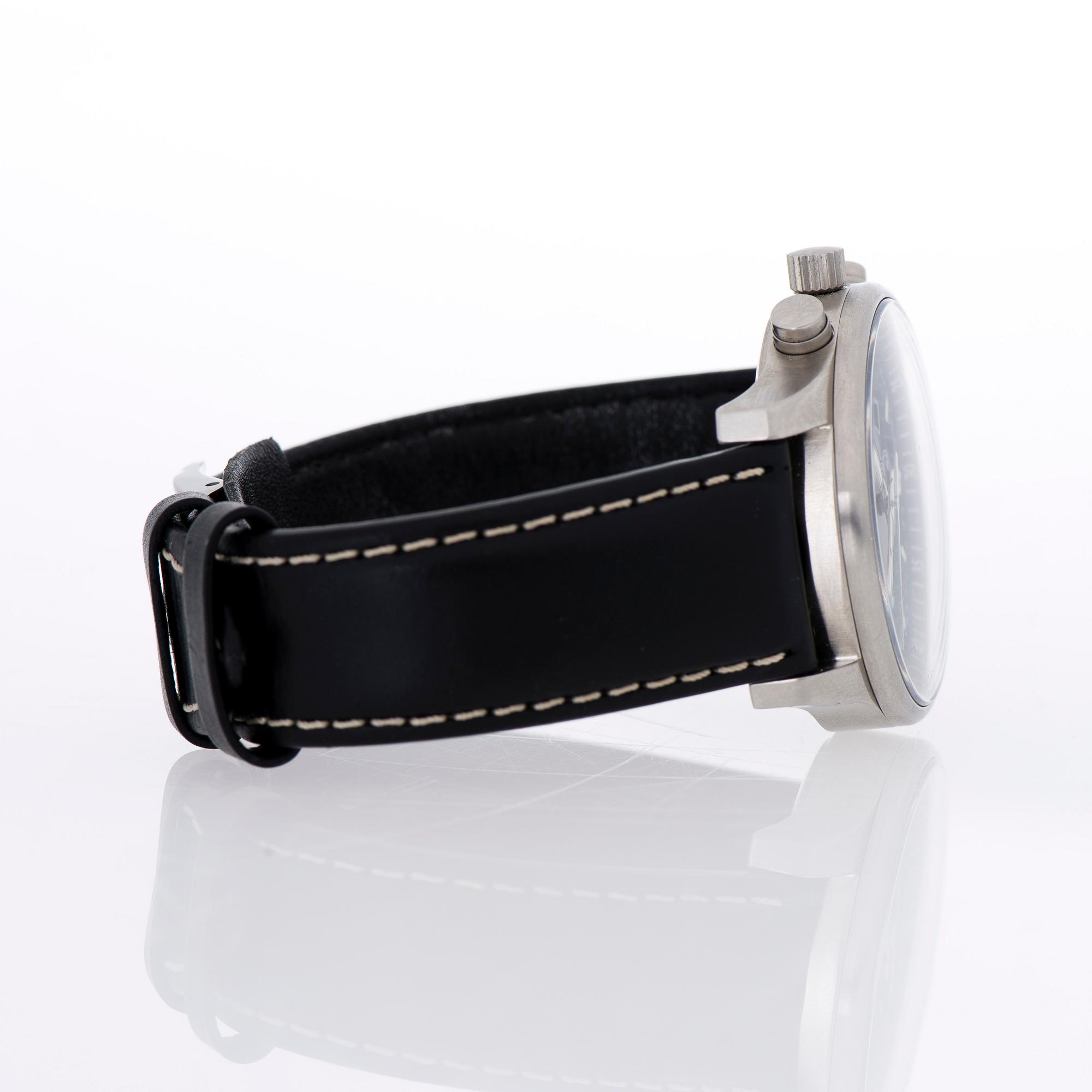 JUNKERS, retrograph G38, rannekello, 42 mm.