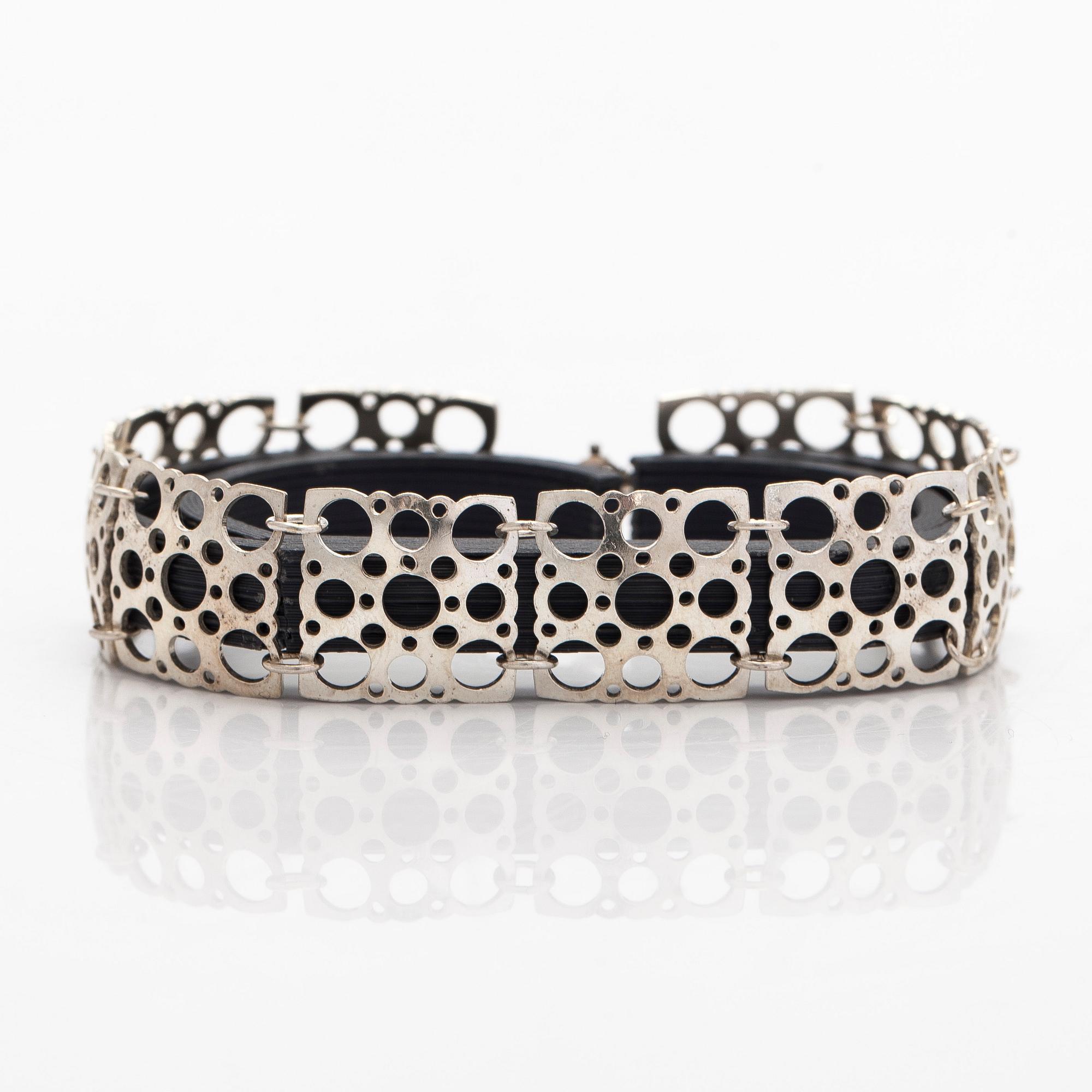 Liisa Vitali, bracelet, "Lace", silver, Wersterback 1971.