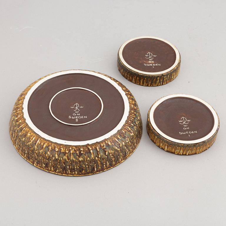 Gunnar Nylund, a set of three stoneware bowls, Rörstrand.