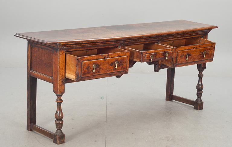 SIDEBOARD, barockstil, England.