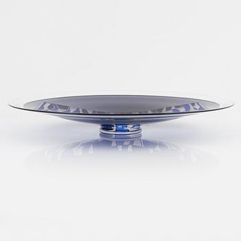 Klas-Göran Tinbäck, a dish, dated 1984.
