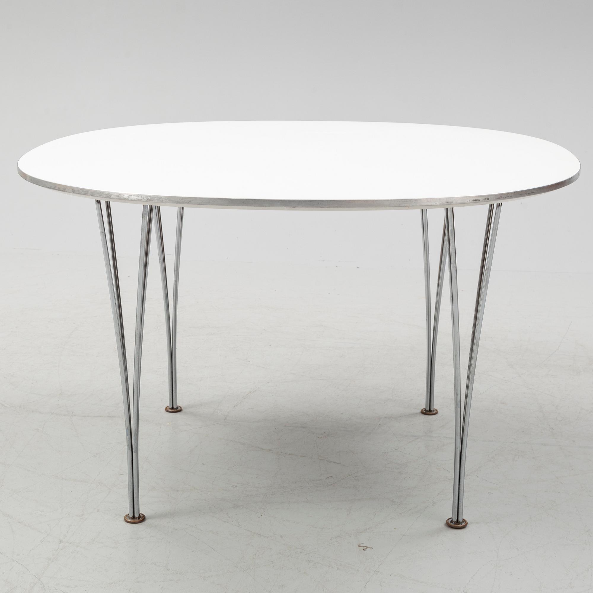Bruno Mathsson & Piet Hein, a 'Supercirkel' dining table, Fritz Hansen.