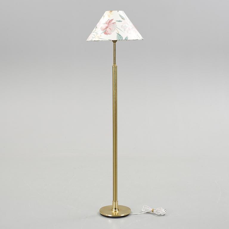 GOLVLAMPA, 1900-talets andra hälft.