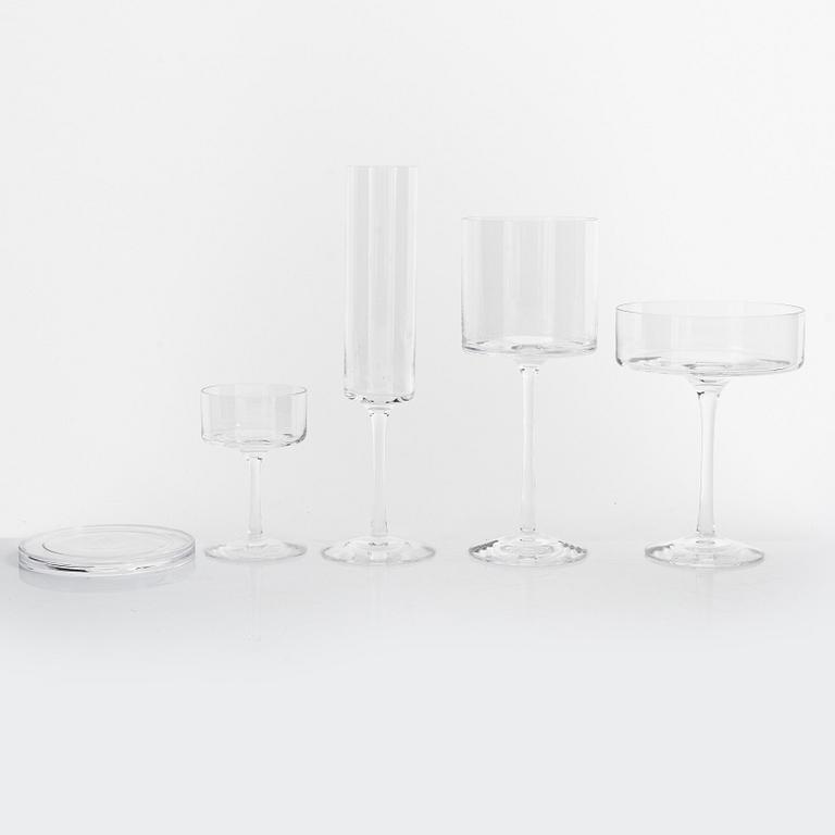 Karl Lagerfelt, glasservis, 118 glas + 94 underlägg, "Orrefors" för Orrefors.
