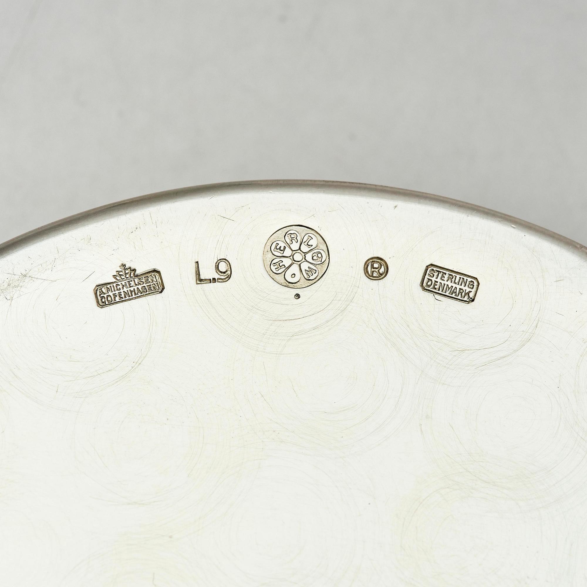 A Danish sterling silver box with lid, designed by Erik Herløw, company Anton Michelsen, Copenhagen ca 1950s.