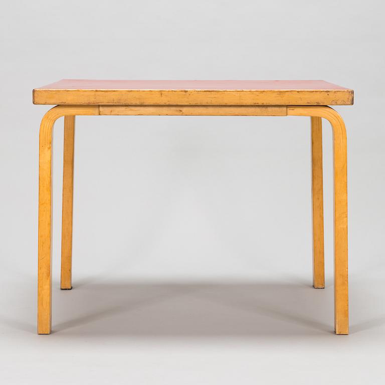 Alvar Aalto, a 1960s table for O.Y. Huonekalu- ja Rakennustyötehdas.