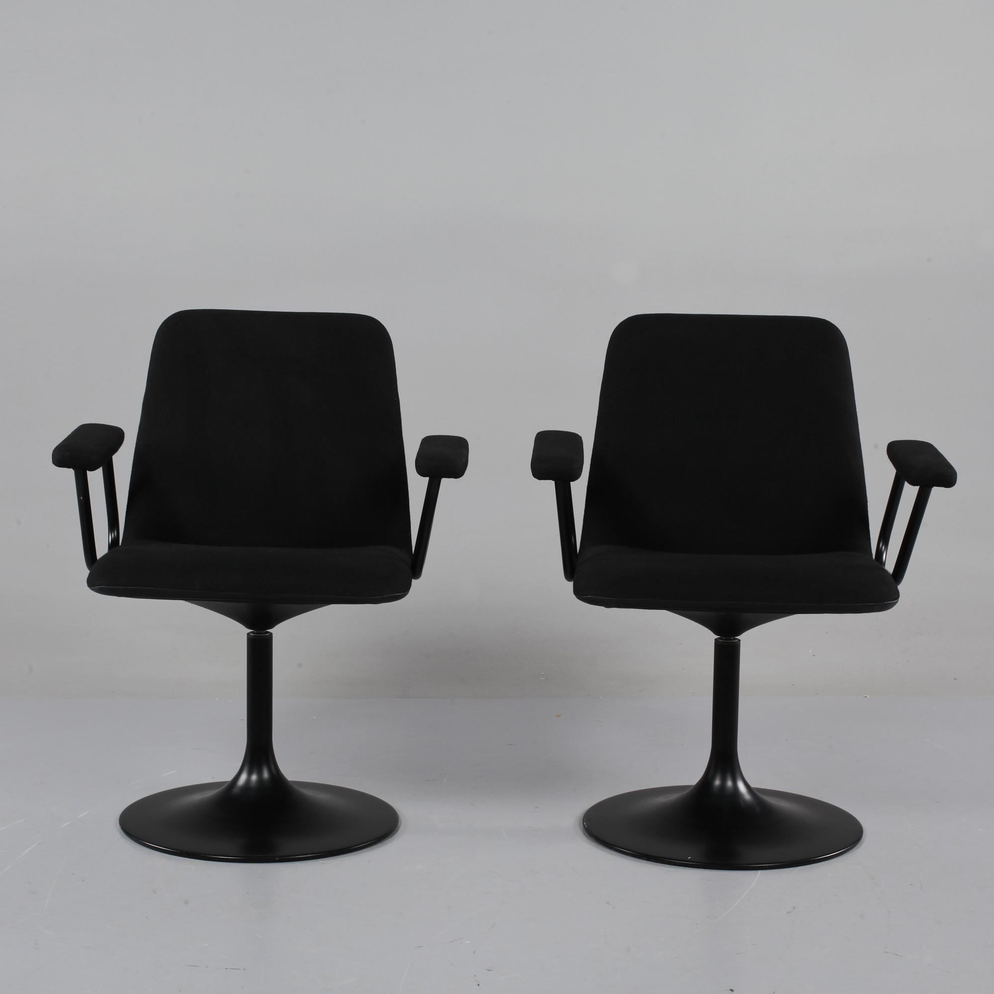 KARMSTOLAR, 2 st, Johanson Design, 1900-talets andra hälft.