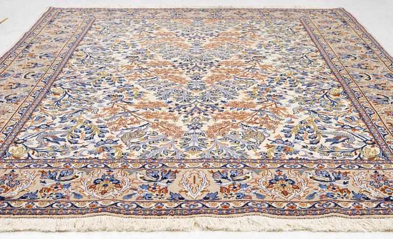 A Najafabad carpet, c. 335 x 255 cm.
