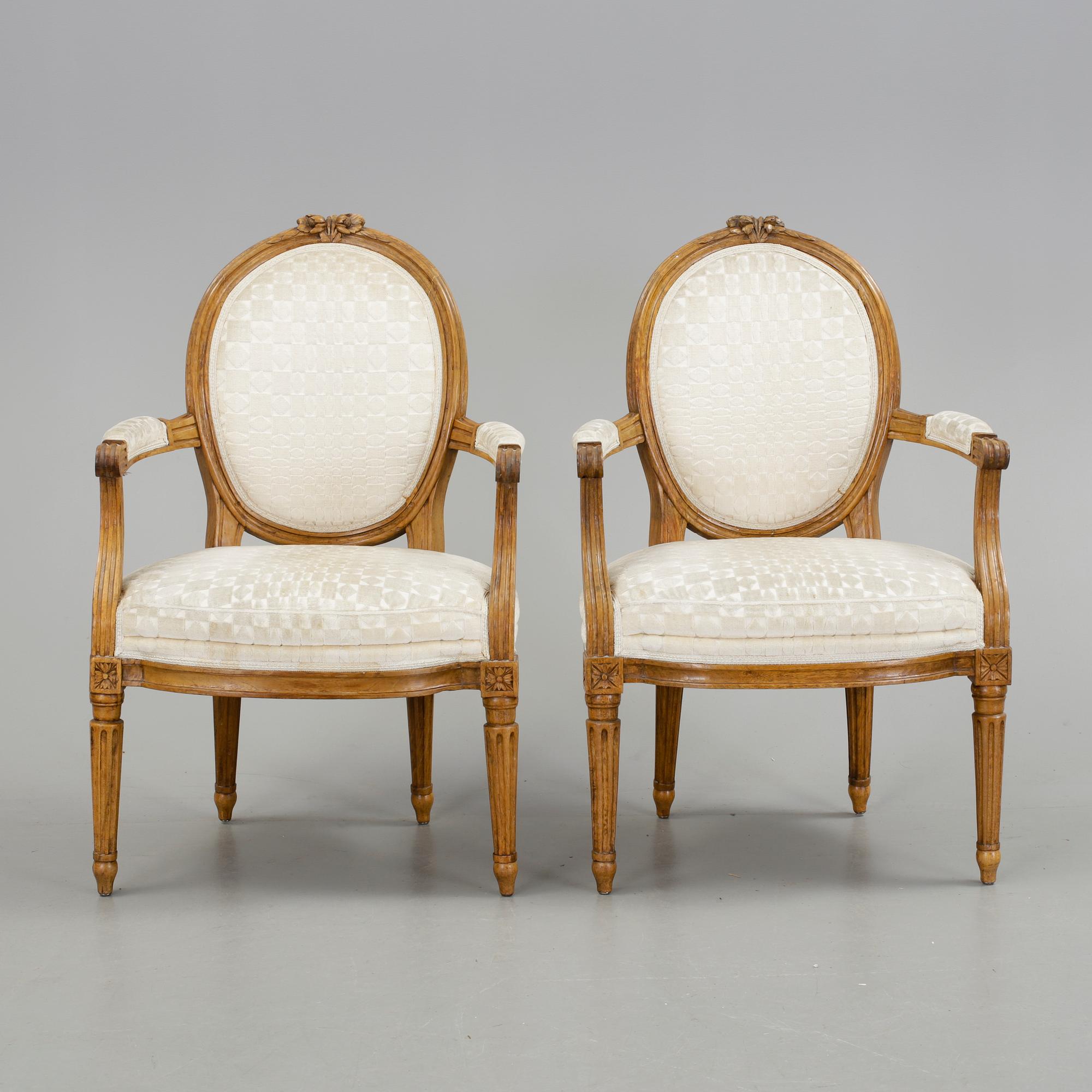 KARMSTOLAR, ett par, Louis XVI, 1700-tal.