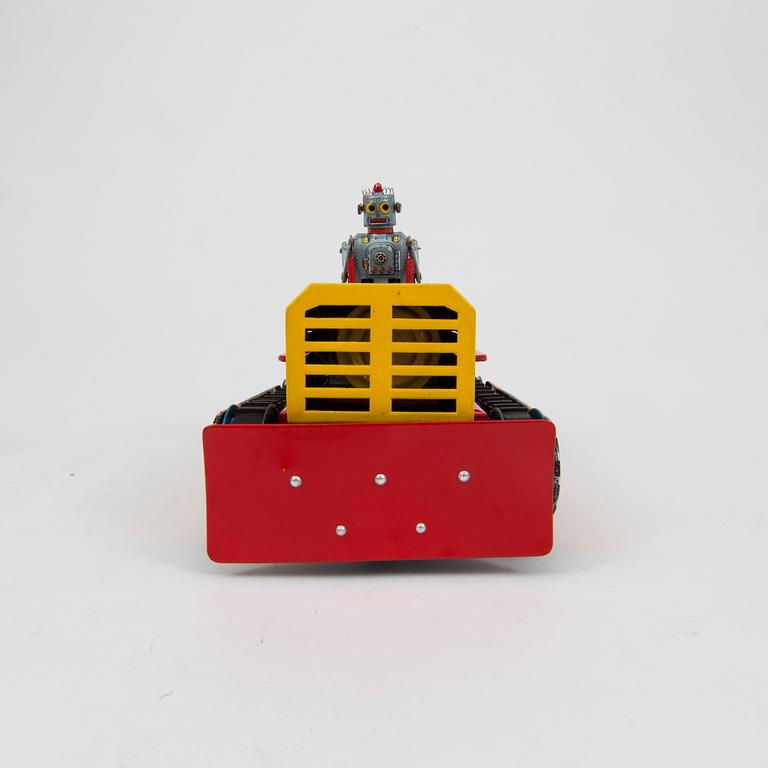 A tinplate Linemar "Robotrac Bulldozer," Japan, 1950s.