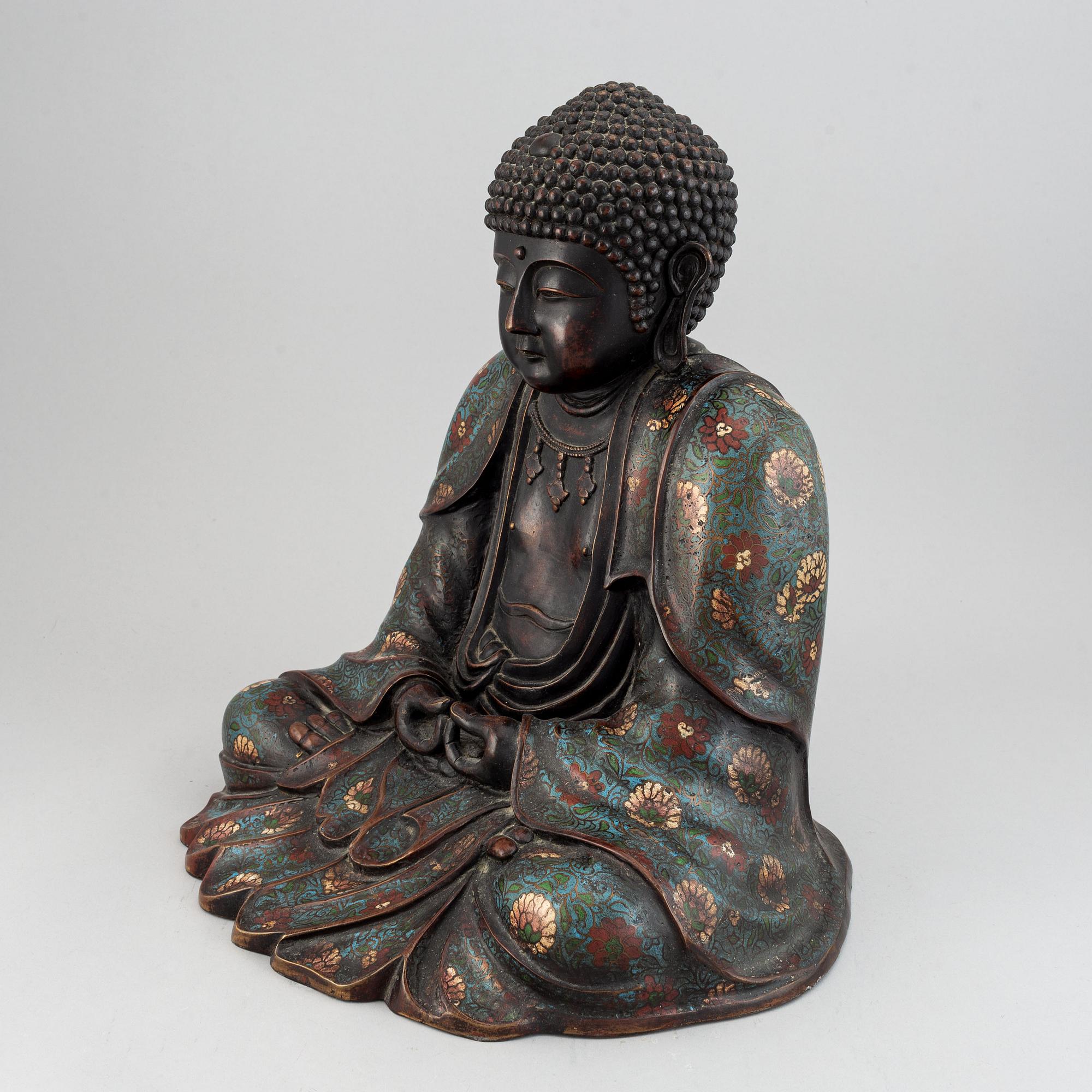 Buddha, cloissoné och brons. Troligen Kina, 1900-tal.