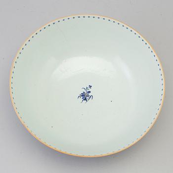 BÅLSKÅL, porslin, Kina, Qianlong 1736-1795.