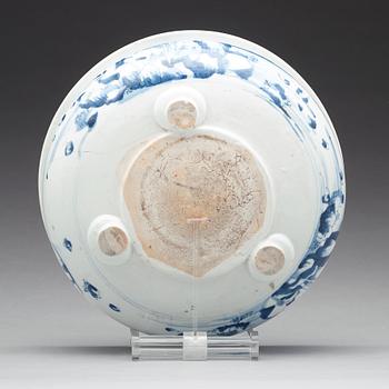 A blue and white tripod censer, Qing dynasty, 18th Century.