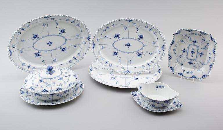 SERVISPORSLIN, 7 delar,  musselmalet, Royal Copenhagen.