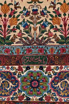 SEMIANTIK KIRMAN. 410,5 x 289 cm.