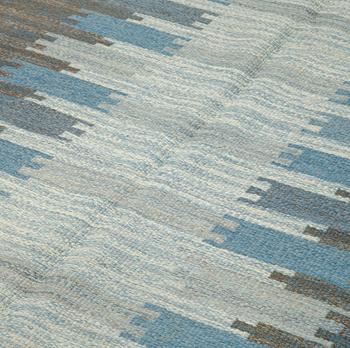 A carpet, flat weave, ca 245 x 154-155 cm, signed ML, Kasthall.