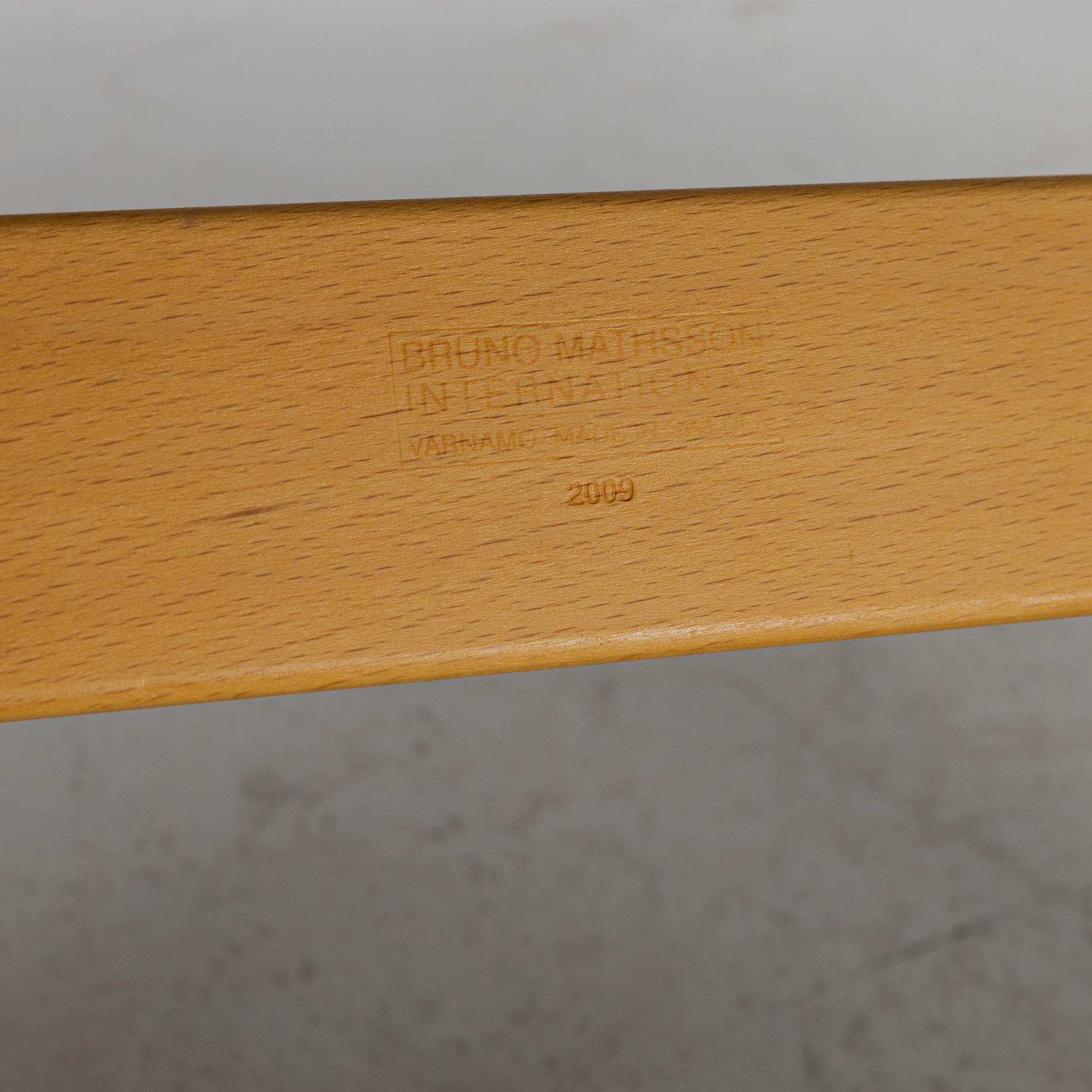 Bruno Mathsson, fåtöljer, ett par, "Eva", Firma Karl Mathsson, respektive Bruno Mathsson International, Värnamo.