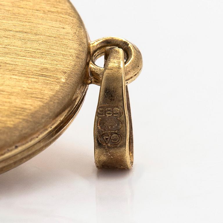 Medaljonki, 14K kultaa ja cabochon-hiottu safiiri. Suomalaiset tuontileimat.