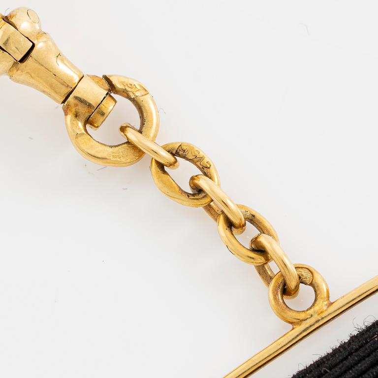 Alex Hüning, pocket watch, hunter, 18K gold, with Chatelaine, 50 mm.