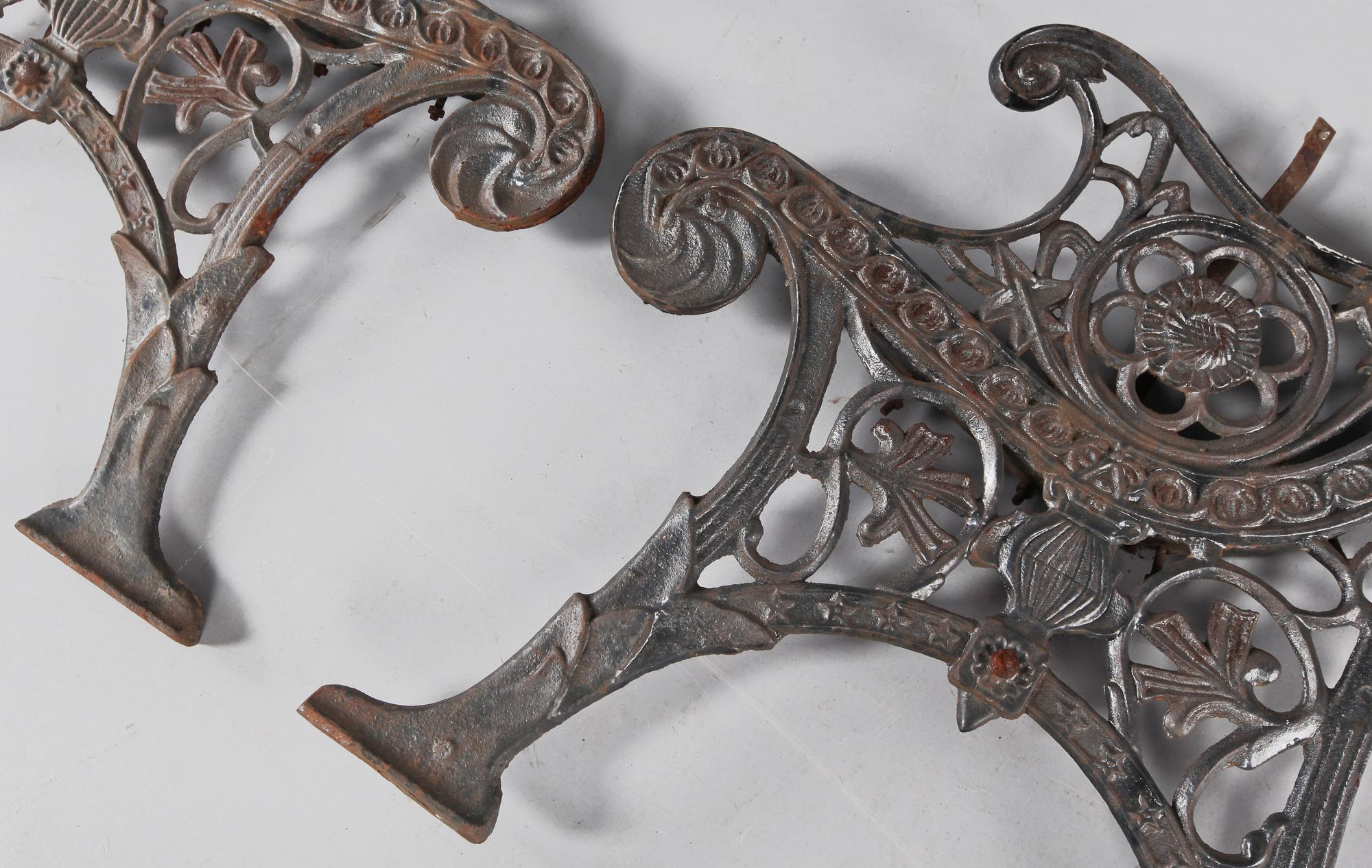 GAVLAR TILL TRÄDGÅRDSSOFFA, 1900-talets andra hälft.