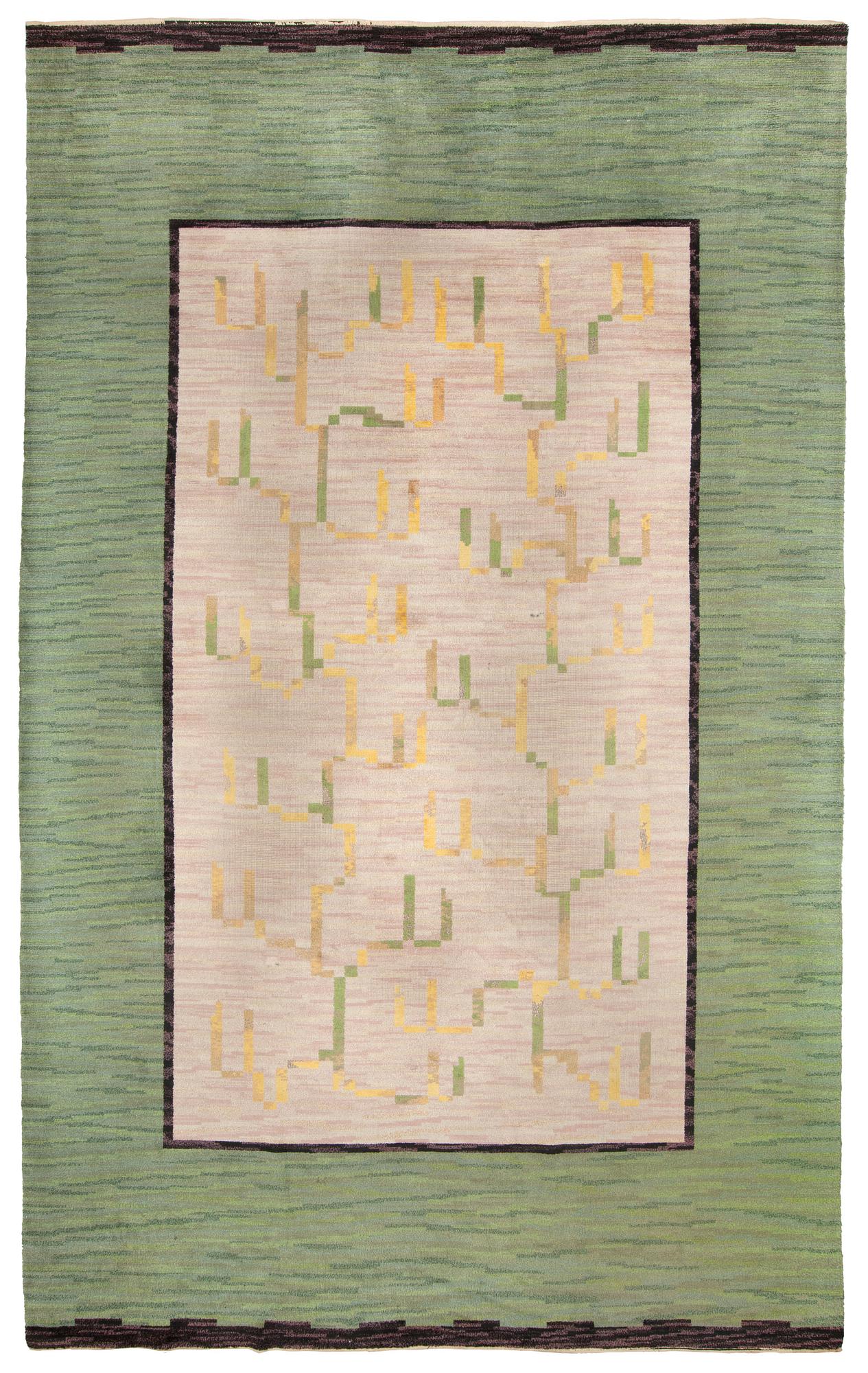 CARPET. Knotted pile (flossa). 543,5 x 334 cm. Sweden.