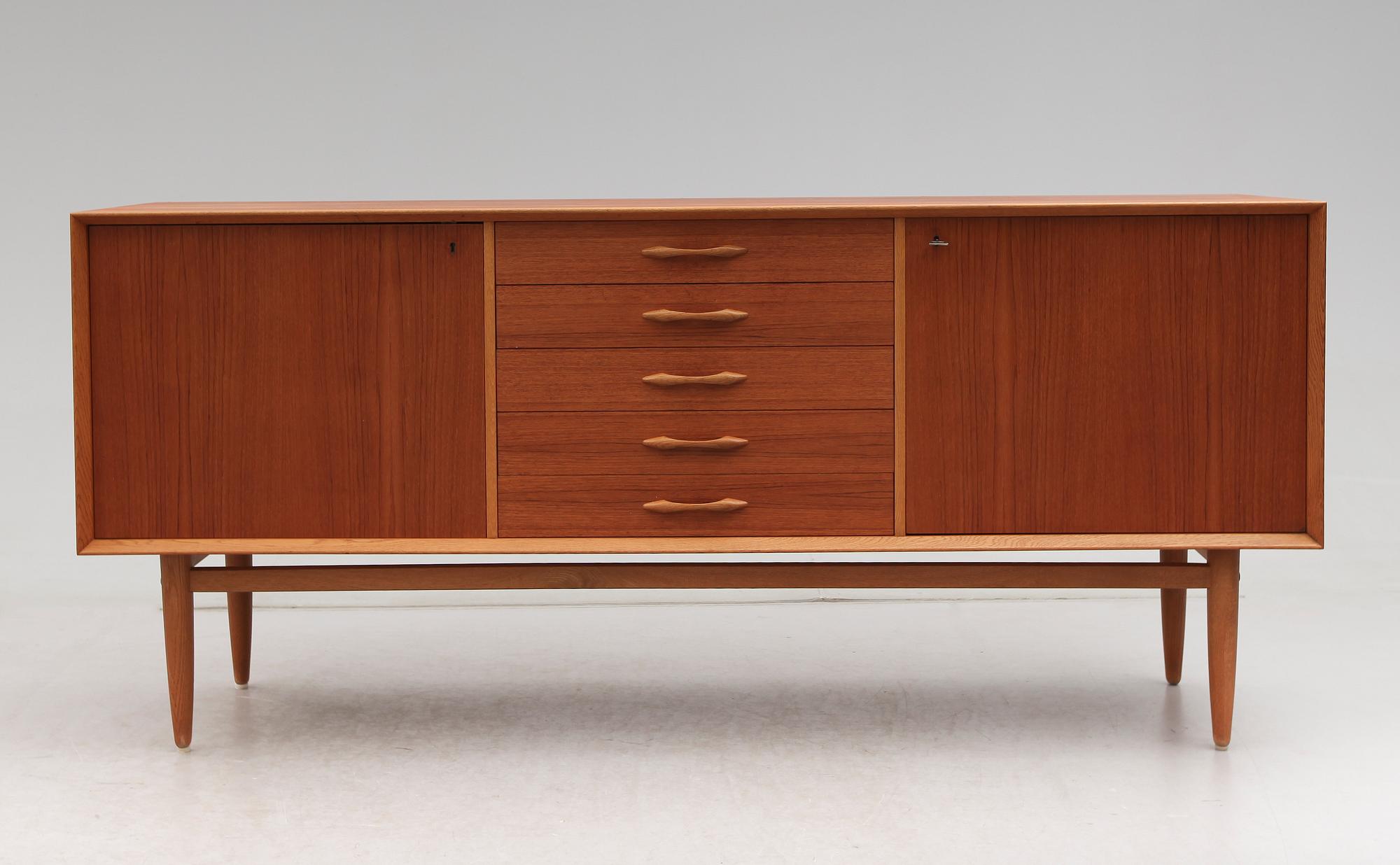 SIDEBOARD, 1900-talets andra hälft.