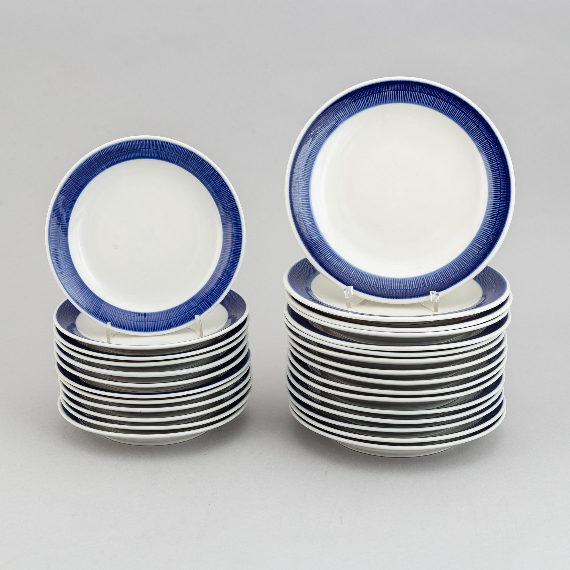 Hertha Bengtson, tallrikar, 44 st, "Koka", Rörstrand.