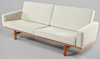 SOFFA, "GE 236", Hans J Wegner, 1900-talets andra hälft.