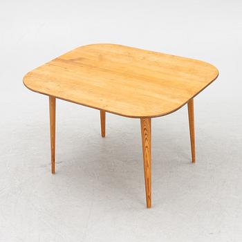 Carl Malmsten, a dining table, 1940's.