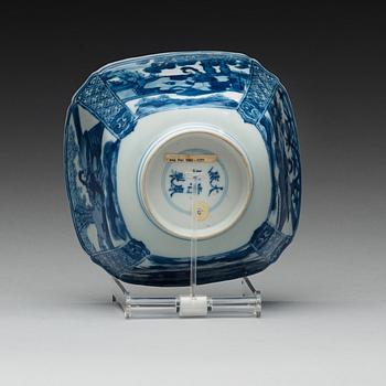 A blue and white bowl, Qing dynasty, with Kangxis six character mark and period (1662-1722).