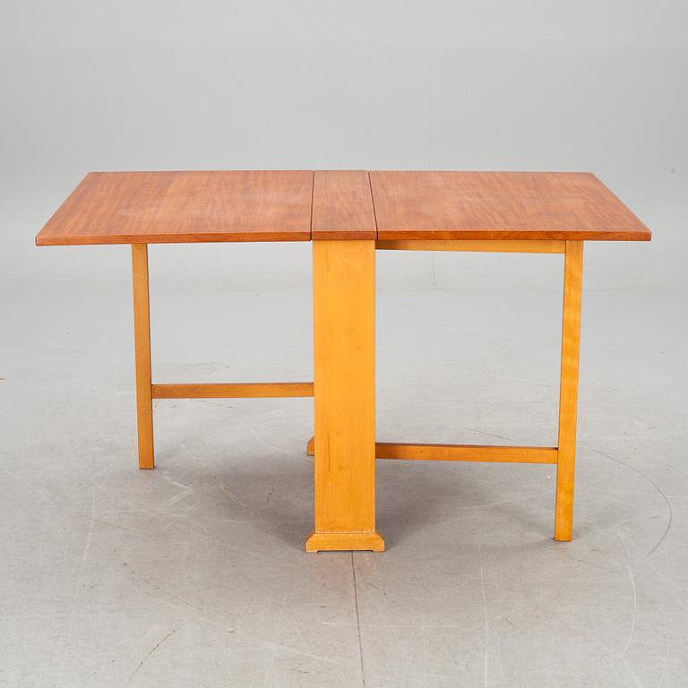 SLAGBORD, "Vapensmeden", Carl Malmsten, 1900-talets mitt.