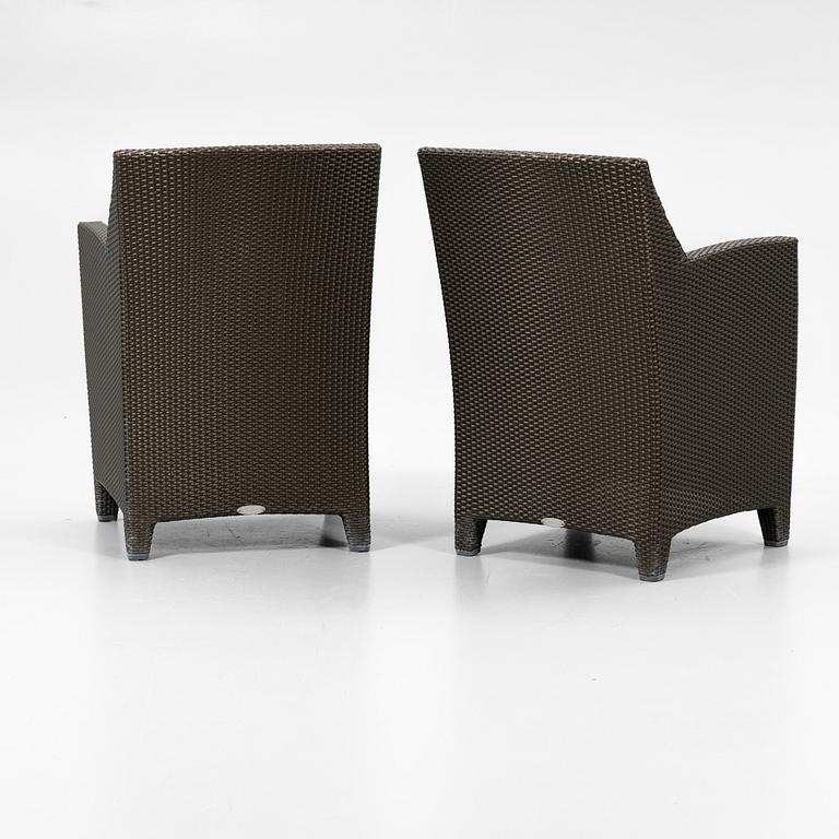 Trädgårdsfåtöljer, 1 par, "Barcelona", Dedon, 2000-tal.