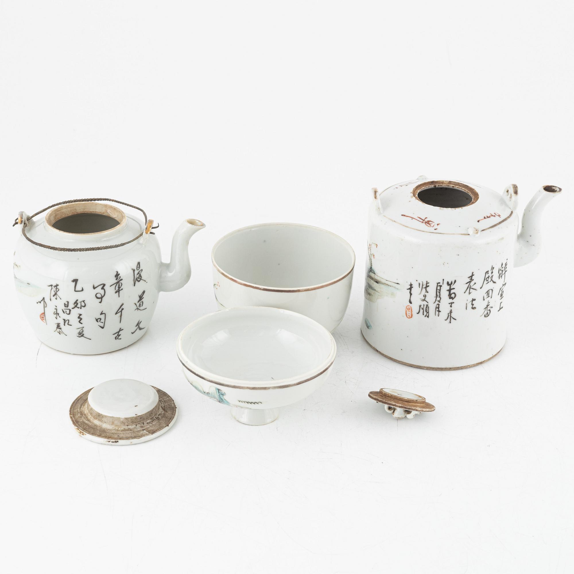 Tekannor, två stycken, burk med lock, porslin, Kina, 1800-tal.