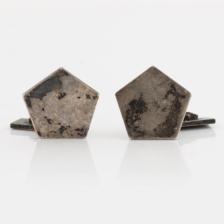 Wiwen Nilsson, a pair of sterling silver cuff links.